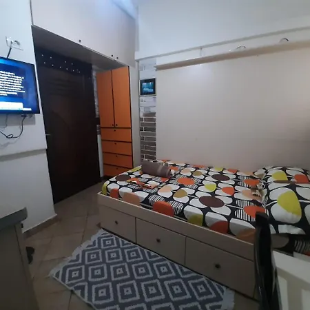 1-8 Lovely Quite Appartament Apartmán Tirana