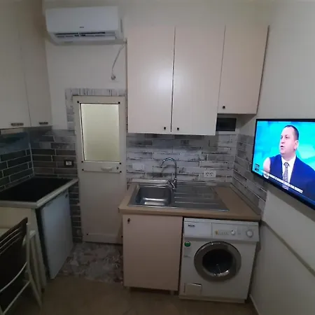 1-8 Lovely Quite Appartament * Tiran